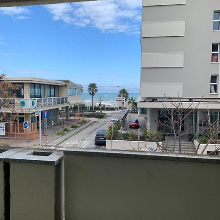 Hotel Panoramic Риччоне Екстер'єр фото